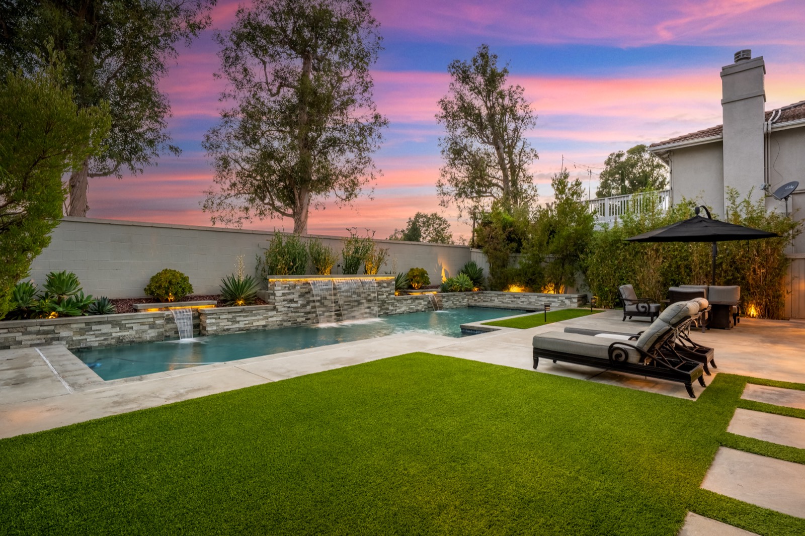 Private Pool<br>No Rear Neighbor